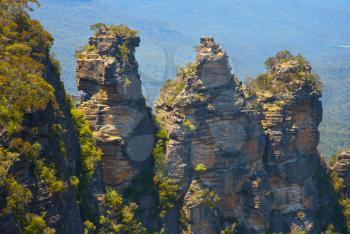 The Three Sisters rock formation in the Blue mountains, Australia