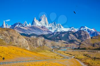 The white top of Fitzroy rocks covered the midday sun. Amazing Patagonia in February