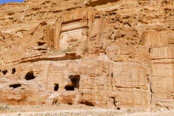 Views of the Lost City of Petra in the Jordanian desert.