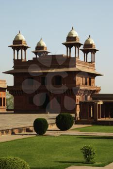 Facade of a palace, Diwan-I-Khas, Fatehpur Sikri, Agra, Uttar Pradesh, India