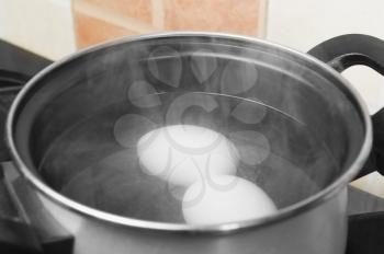 Eggs in the boiling water