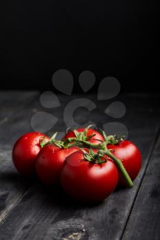 red tomato close up clear photography