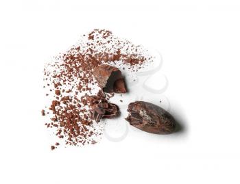 Cracked bean and cocoa powder on white background�