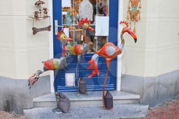 Birds near the gift shop in Valkenburg. Netherlands