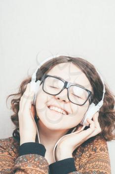 girl in headphones