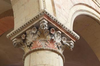 Column capital in the nave, built 11th century - Saint-Julien cathedral, Le Mans, France