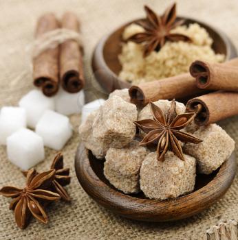Raw Brown And White Cane Sugar ,Cinnamon And Anise Star,Close Up