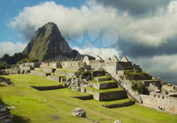 Royalty Free Photo of the Ruins of Machu-Picchu, Peru