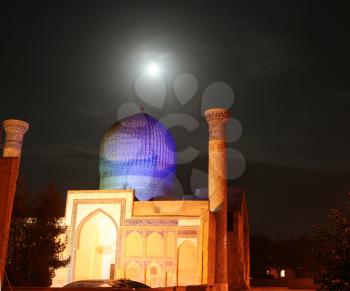 Royalty Free Photo of a Mosque in the Moonlight