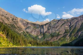 Avalanche lake in Glacial national park in Montana