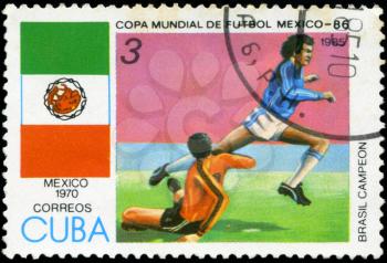 CUBA - CIRCA 1985: Stamp, printed in Cuba showing world championship on football in Mexico (in 1986), circa 1985