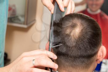men's haircut at the beauty salon