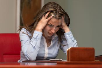 Young Business Womn With Problems And Stress In The Office - Businesswoman Working Online