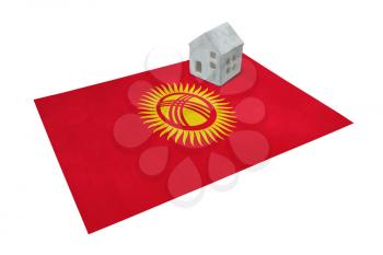 Small house on a flag - Living or migrating to Kyrgyzstan