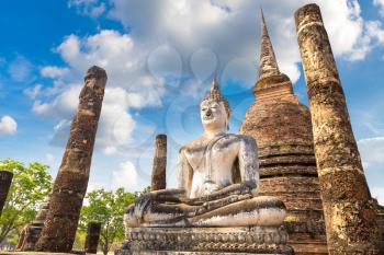Wat Sa Si temple in Sukhothai historical park, Thailand in a summer day