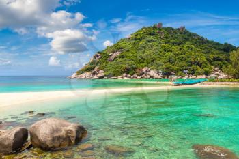 Nang Yuan Island, Koh Tao, Thailand in a summer day