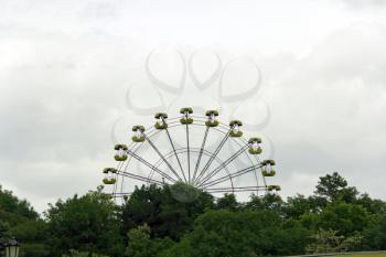 Photo with park of amusement and wheel review