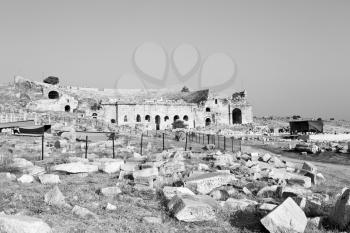  pamukkale    old     construction in asia turkey the column  and the roman temple 