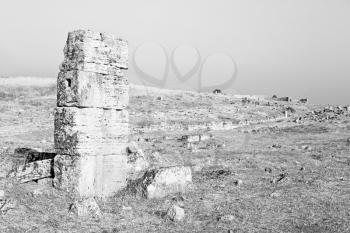  pamukkale    old     construction in asia turkey the column  and the roman temple 