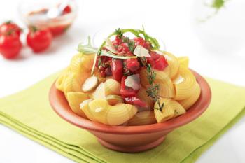 Macaroni with crushed tomatoes, capers and Parmesan
