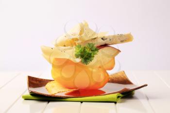 Yellow bell pepper and two kinds of cheese