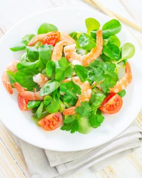 salad with shrimps