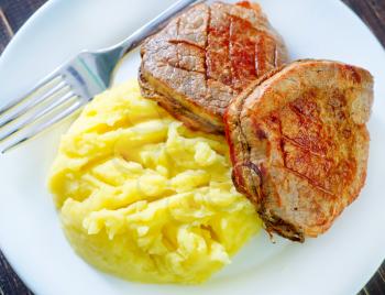 mashed potato and fried meat