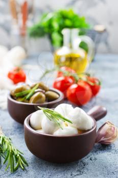 ingredients for caprese salad on a table