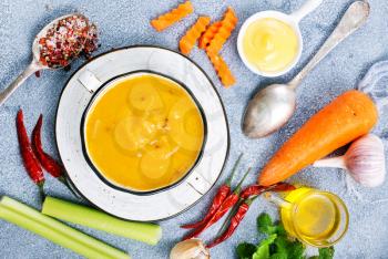 carrot soup in bowl, diet food, fresh soup