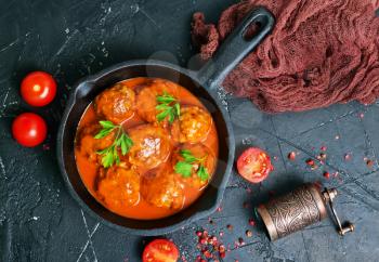 meatballs with tomato sauce, fried meat balls