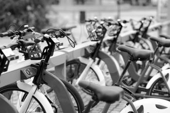 Black and white Norway bicycle public yard background hd