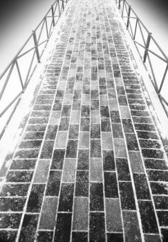 Vertical black and white path background hd