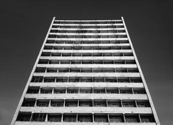 Vertical black and white city building background hd