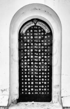 Vertical black and white church door entrance background backdrop
