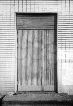 Vertical geometric closed door background