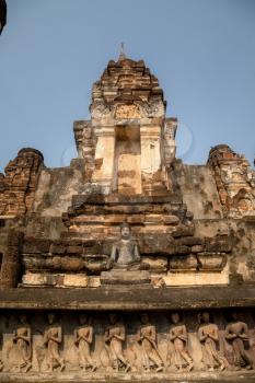 This is the Wat Phra si rattana mahathat or Wat Phra Prang in sri Satchanalai Historical Park, Sukhothai , Thailand.