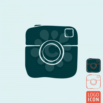 Photo camera icon. Photo camera symbol. Retro camera icon isolated. Vector illustration