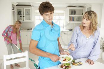 Teenagers reluctant to do housework