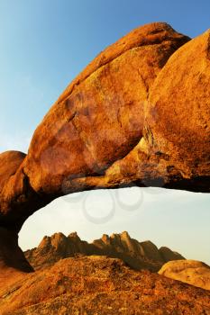 Royalty Free Photo of an Rock Arch