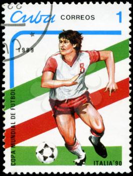 CUBA - CIRCA 1989: stamp printed by Cuba, shows 1990 World Cup Soccer Championships Italy, circa 1989.
