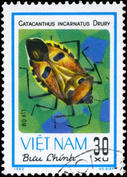 VIETNAM - CIRCA 1982: A Stamp printed in VIETNAM shows the image of a Stink Bug with the description Catacanthus incarnatus Drury from the series Chinch Bugs, circa 1982