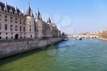 Conciergerie palace and Pont Neuf in Paris on Quai de l Horloge