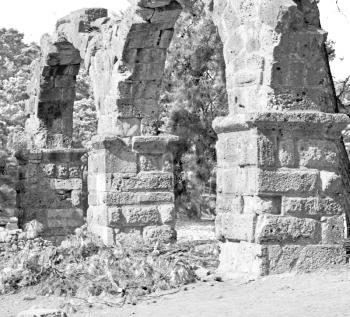 asia olympos    greece and  roman    temple   in  myra  the    old column  stone  construction 