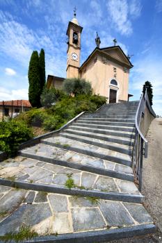  church  in  the     jerago   closed brick tower sidewalk italy  lombardy     old