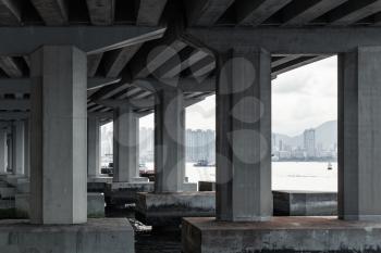 Urban concrete bridge, span bottom details, columns and beams