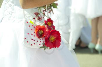 Bridal handbag with red poppy flowers