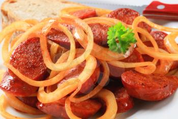 Hot sausage stir fry with bread