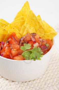 bowl of salsa fresca and tortilla chips