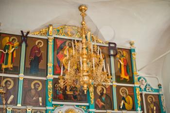 Types of vnetrenny beauty of decorative works of art of church.