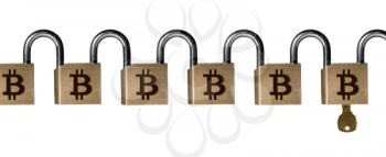 Chained set of locks with key linked into a chain to ilustrate the concept of a majority attack on Blockchain and Bitcoin